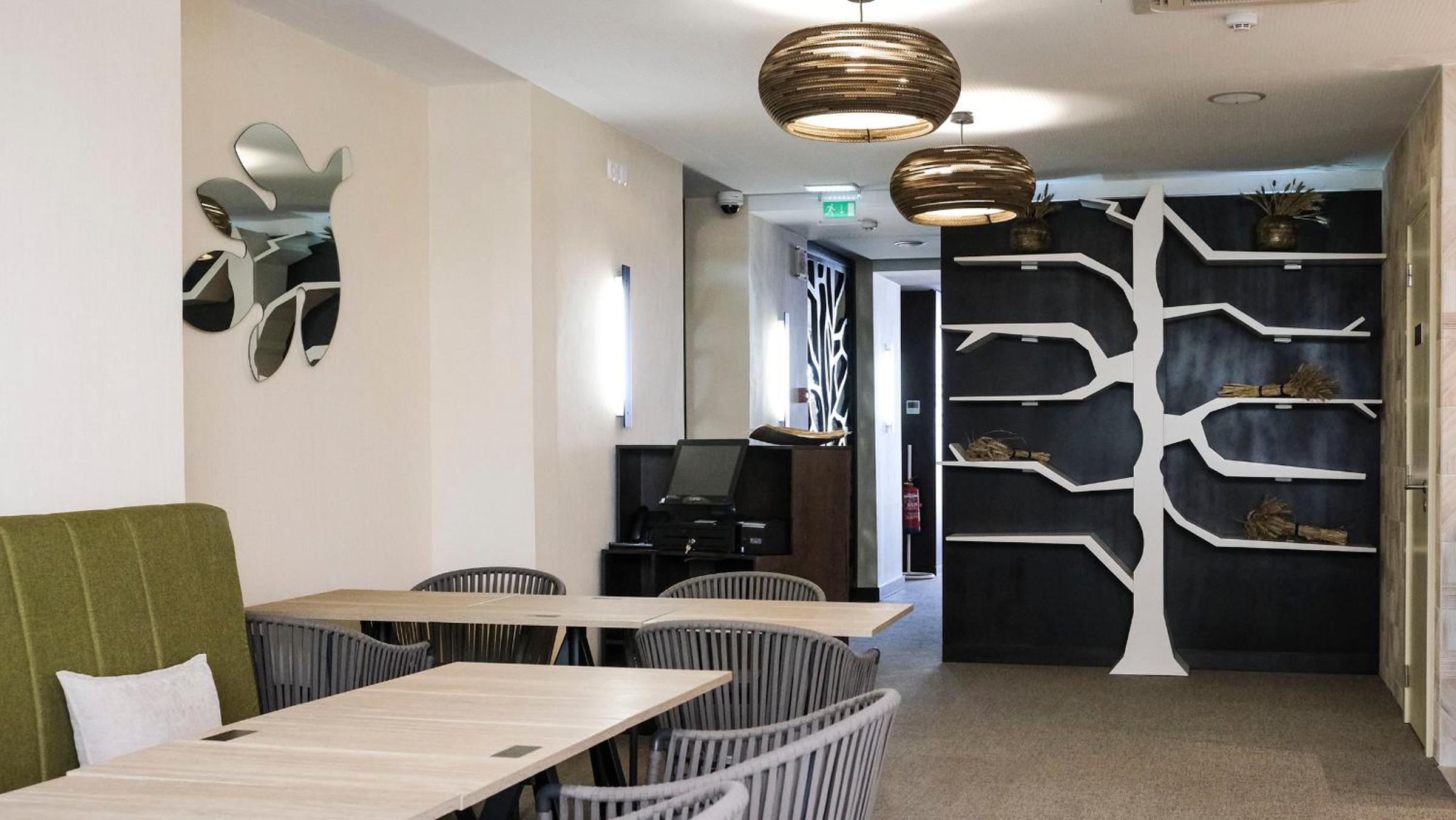 Omid Boutique Hotel